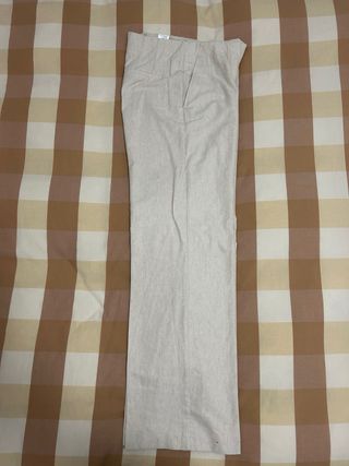 Pantalón pinzas Zara