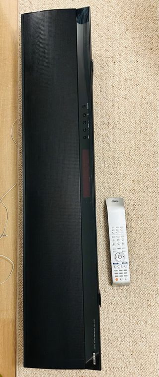 Proyector de sonido Yamaha YSP 4100