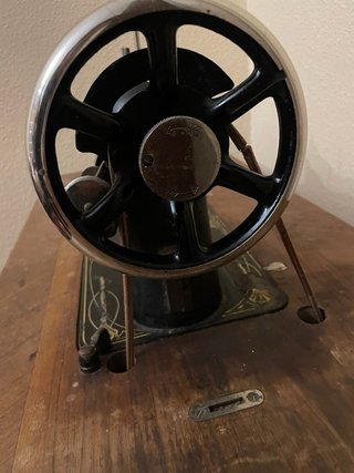 Máquina de coser antigua