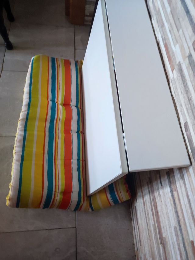 Mesa de pared plegable 