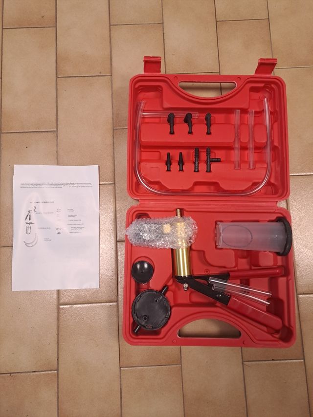 Spurgo freni kit pompa a vuoto