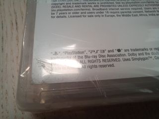 PRECINTADO! Pal España Resident Evil Revelations 2