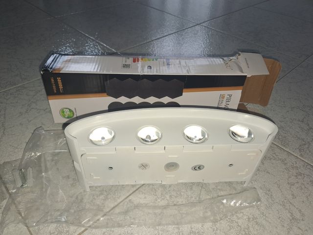 Applique da parete 8 watt