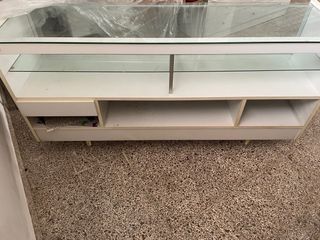 Mueble de local comercial