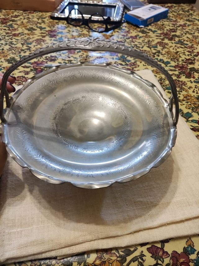 Cestino centrotavola in peltro