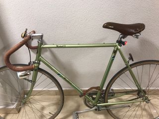 Bici puch. Estilo fixie carreras