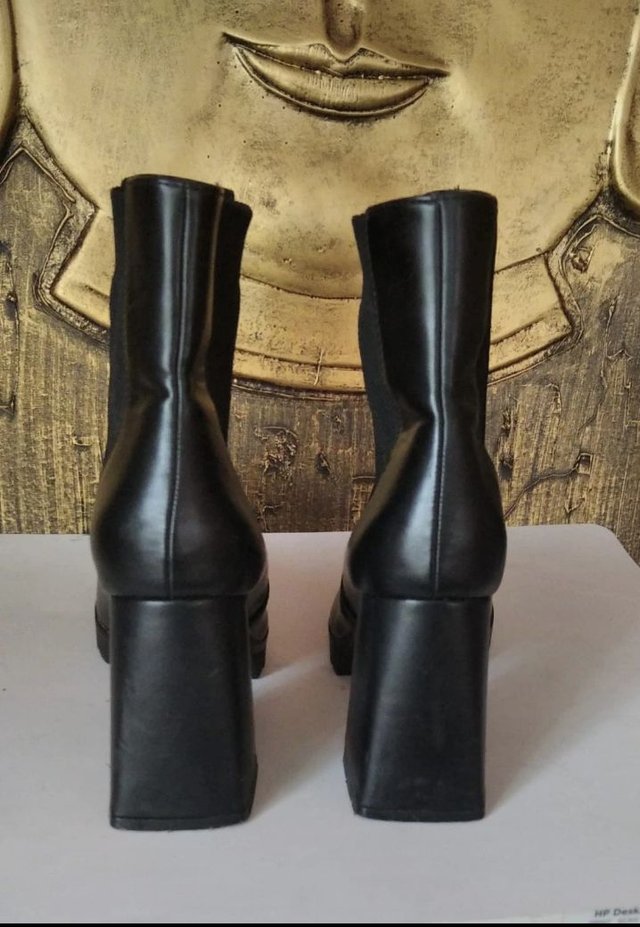Botines negros