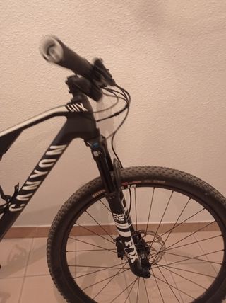 Canyon lux CF 6