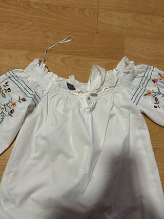 Blusa con mangas largas 