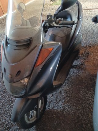 Vendo o Cambio Yamaha majesty 250