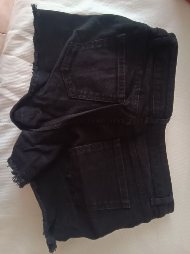 Pantalon vaquero corto