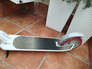 Patinete OXELO MID 9 VERDE VIOLETA