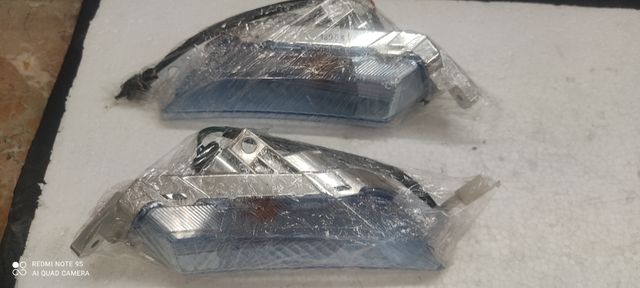 Kymco K-XCT 125i, intermitente Derecho