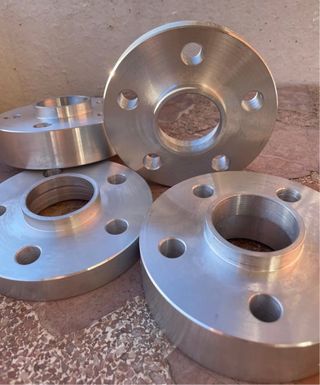 Separadores a medida 5 tornillos