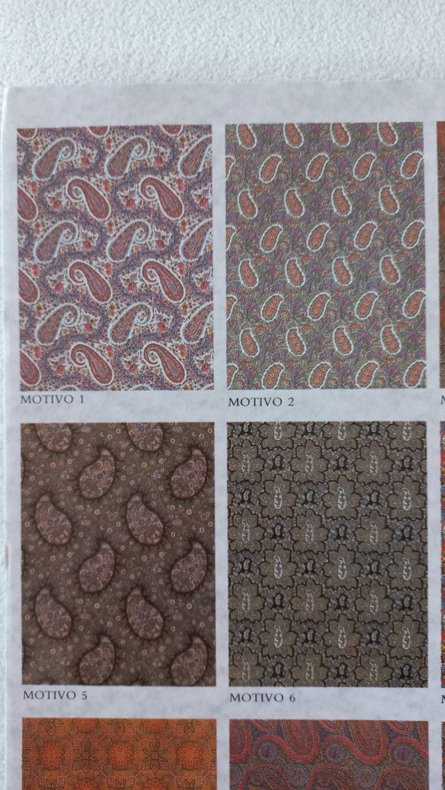 Carta decorata per regali e altro