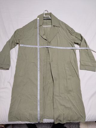 Gabardina Zara verde claro talla M