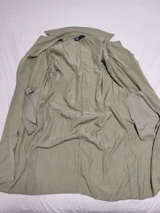 Gabardina Zara verde claro talla M