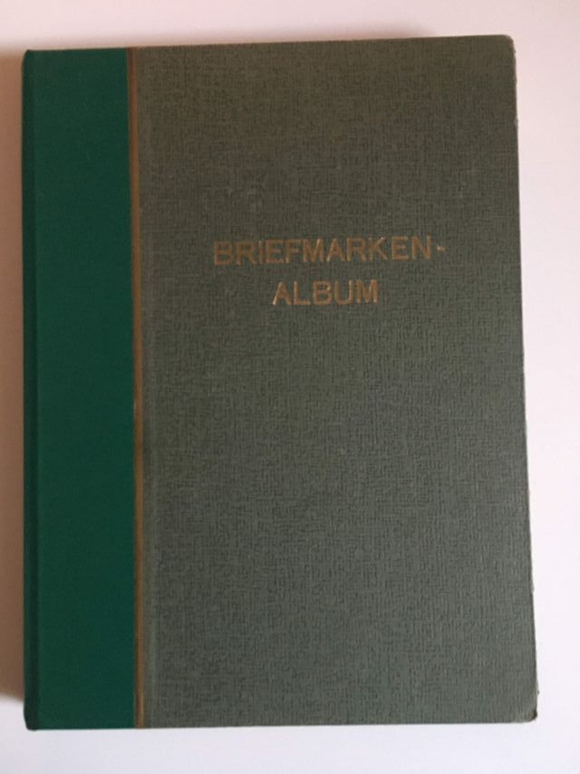 Classificatore con vari sigilli.