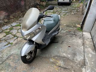 Despiece suzuki burgman 125 2009
