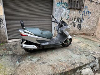 Despiece suzuki burgman 125 2009