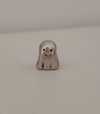 Charm Pandora fantasma