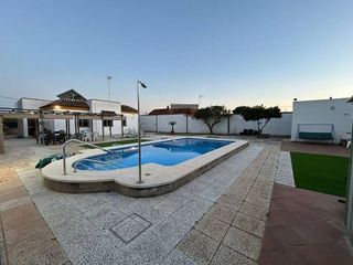 Chalet en venta en Oromana en Alcalá de Guadaira