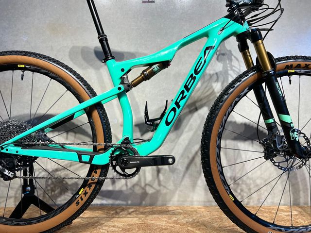 Orbea Oiz M10 2019 / Talla S / 29"