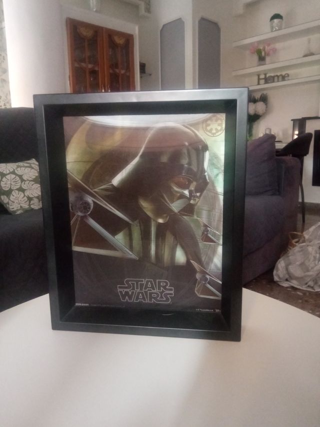 Star wars. Figura y cuadro de Darth Vad