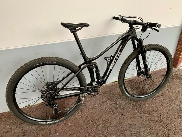 Bicicleta BMC Agonist 02 Carbono