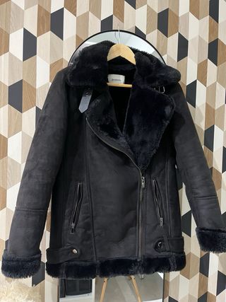Chaqueta Negra
