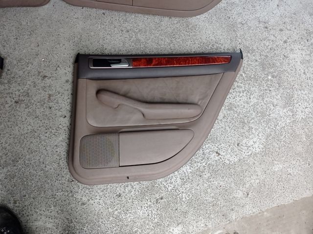 Paneles puerta Audi A6 c5