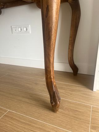 Mesa consola estilo Reina Ana 