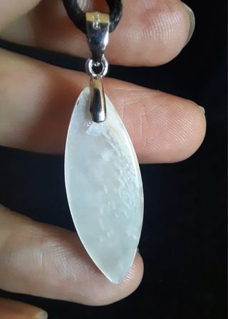 Colgante de Piedra Luna y Plata de Ley