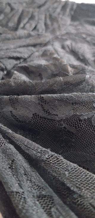 Vestido encaje Marca Veneno en la Piel