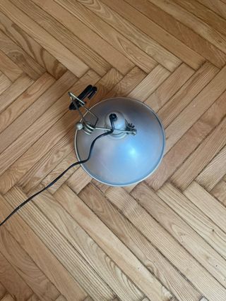 LAMPADA CON PINZA STILE INDUSTRIALE
