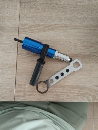 Adaptador pistola de remache para tala