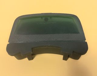 CHAQUETA DE PESCADOR Y RECIPIENTE