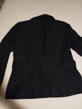 Chaquetón negro Zara.. OTOÑO