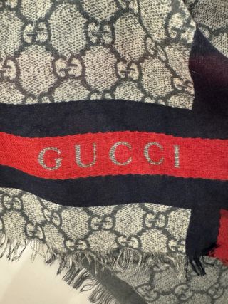Pashmina Gucci
