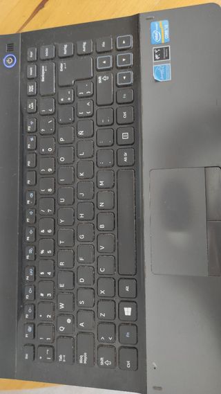 Portátil Samsung NP300E4C