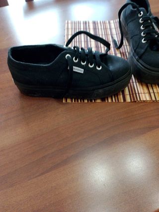 Scarpe Superga nere praticamente nuove