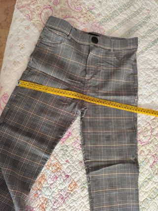 Legging cuadros Zara