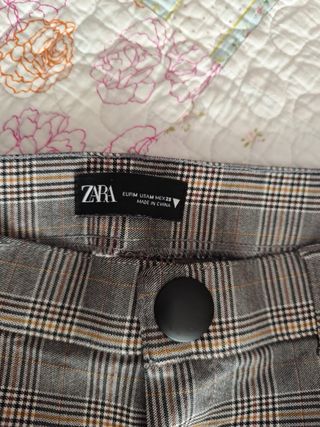 Legging cuadros Zara