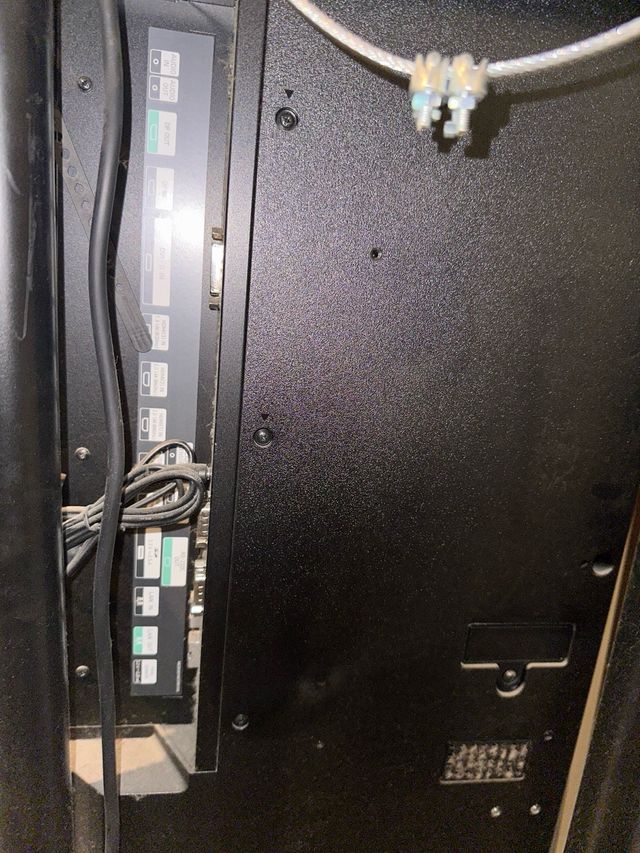 PANTALLA GRAN FORMATO LG 86BH5F PANTALLA DE SEÑALI