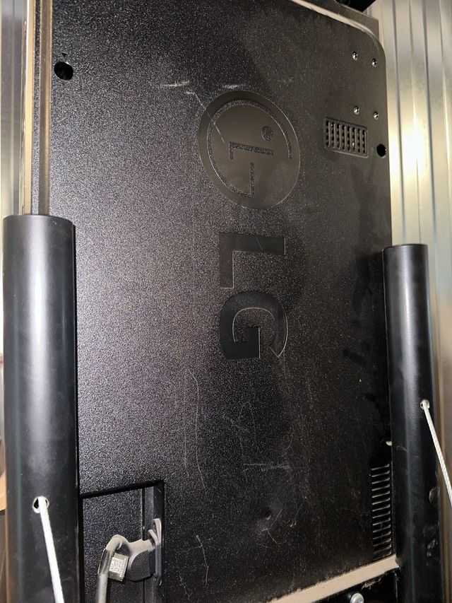 PANTALLA GRAN FORMATO LG 86BH5F PANTALLA DE SEÑALI