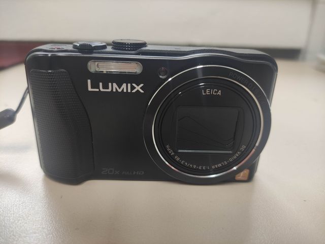 PANASONIC LUMIX TZ35