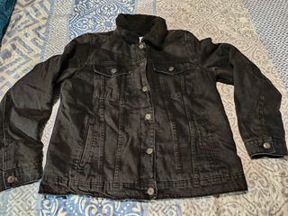 Chaqueta vaquera con borrego
