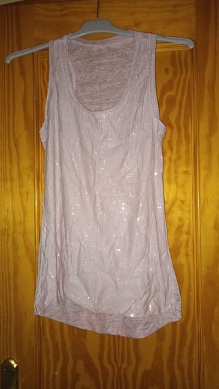 Camiseta tirantes.