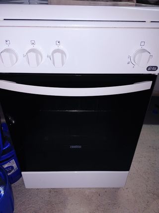 Cocina horno con gas natural.