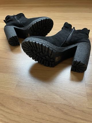 Botines ante - cuña.
